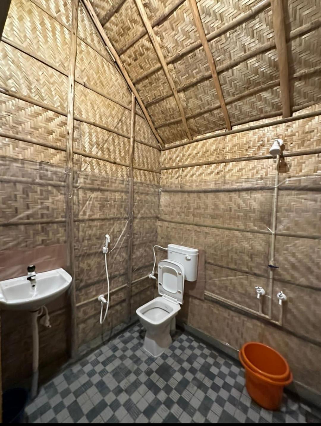 Vanya The Exotic World Resort Hampi Exteriör bild
